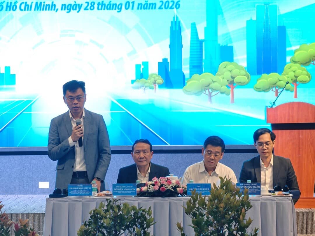 Trung tâm tài chính quốc tế tìm điểm ‘đặt móng xây nền’