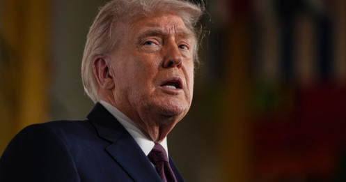 Tổng thống Donald Trump kiện Sở Thuế vụ liên bang và Bộ Tài chính Mỹ