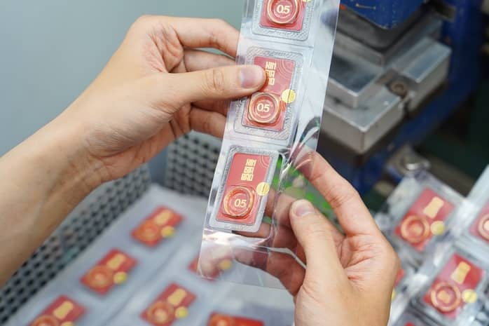 Sáng 2-2, chưa ngừng đà giảm, mỗi lượng vàng miếng SJC mất tới 22 triệu đồng