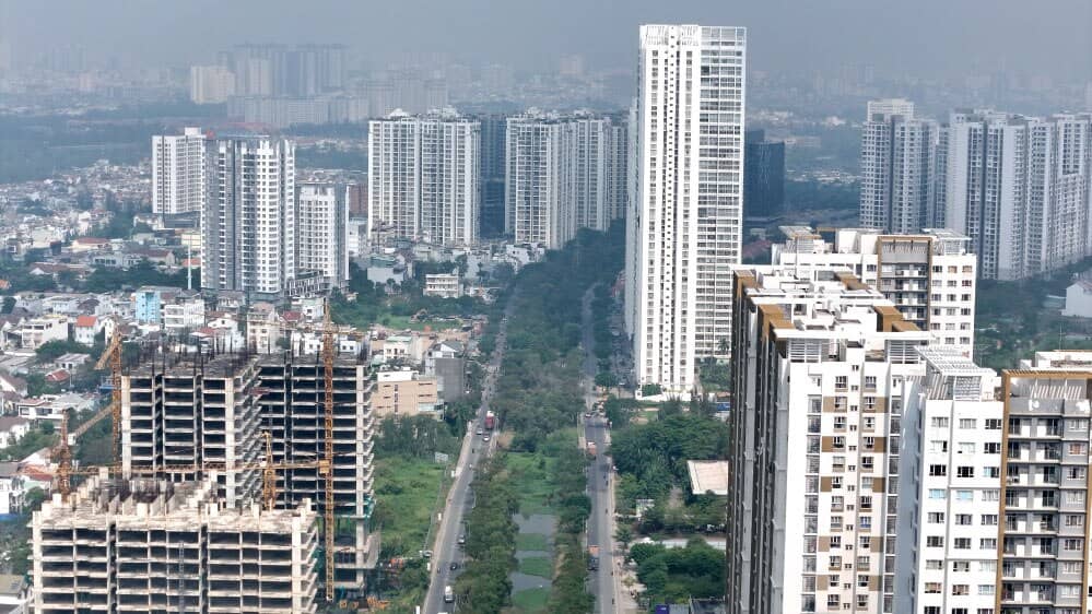 Cổ phiếu bất động sản - Nhiều thách thức phía trước