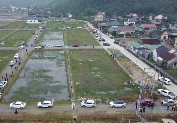 Cảnh báo thủ đoạn chiếm đoạt tiền đặt cọc “lướt sóng” bất động sản