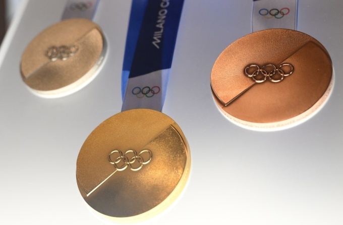 Huy chương Olympic đắt đỏ vì giá vàng, bạc