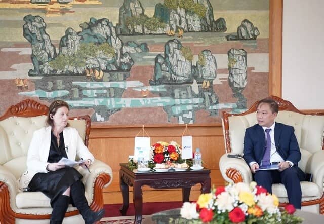 Sở Giao dịch Chứng khoán Việt Nam làm việc với FTSE Russell về lộ trình nâng hạng