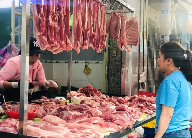 Giá thịt lợn đẩy CPI tháng 1 tăng