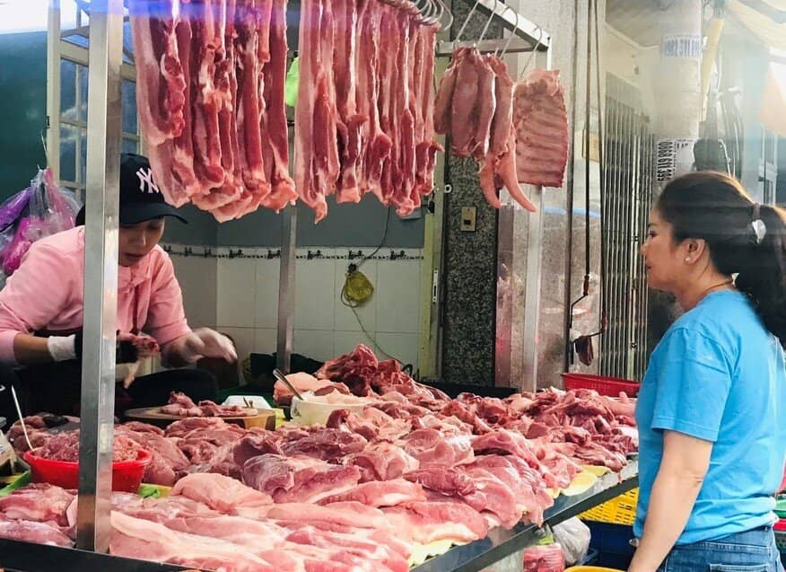 Giá thịt lợn đẩy CPI tháng 1 tăng