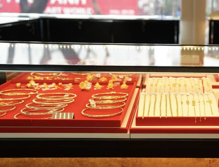 Cuối ngày 9-2, giá vàng miếng SJC biến động mạnh