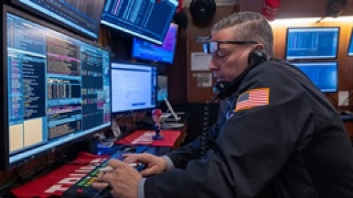 Dow Jones quay đầu giảm sau 3 phiên tăng liên tiếp