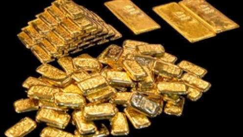 Vàng tương lai tăng hơn 1%, vượt 5,100 USD