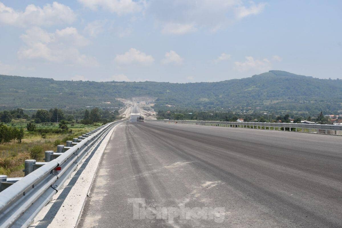 Đề xuất dừng thông xe cao tốc Chí Thạnh - Vân Phong dịp Tết