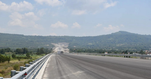 Đề xuất dừng thông xe cao tốc Chí Thạnh - Vân Phong dịp Tết