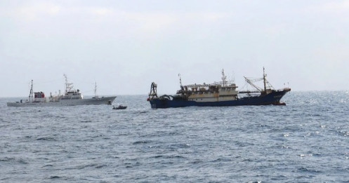 Nhật Bản bắt tàu cá Trung Quốc giữa lúc quan hệ căng thẳng