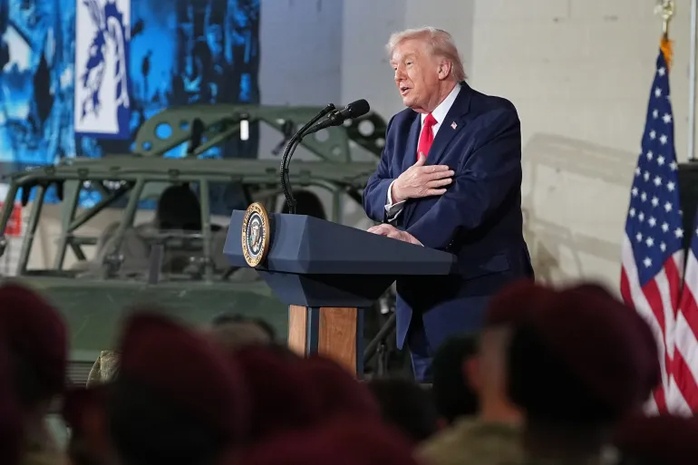 Ông Donald Trump hé lộ "sắp thăm Venezuela", công khai "vũ khí bí mật" công nghệ cao
