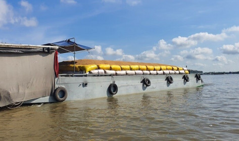 Việt Nam miễn thuế nhập khẩu 300.000 tấn gạo từ Campuchia