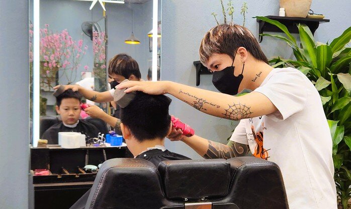 Những nghề "hốt bạc" ngày cận Tết