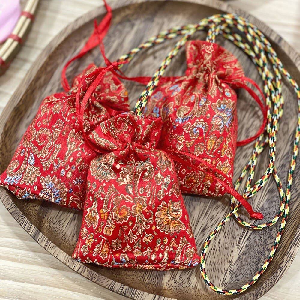 Đầu năm mới nhiều người chọn mua thứ này, giá chỉ vài nghìn đồng nhưng may mắn cả năm