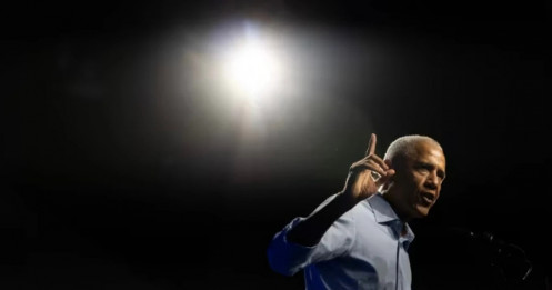 Cựu Tổng thống Mỹ Obama giải thích phát biểu về người ngoài hành tinh