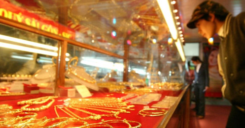 Sự kiện: Biến động giá vàng, bạc