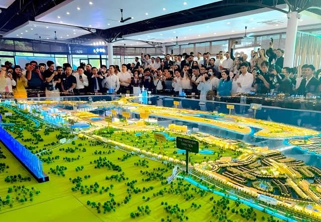 5 câu chuyện doanh nghiệp đáng theo dõi trên sàn chứng khoán năm Bính Ngọ