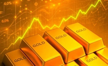 Vàng thế giới dao động gần mốc 5,000 USD
