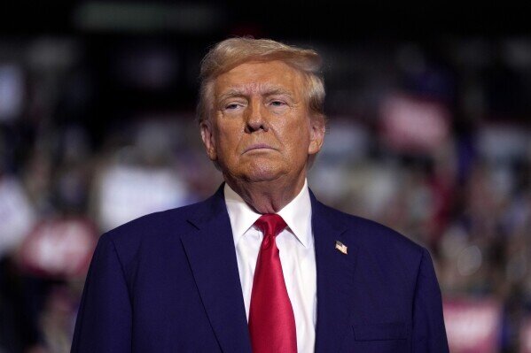 Tổng thống Mỹ Donald Trump ra tối hậu thư "tối đa" cho Iran