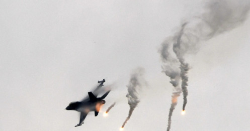 Máy bay chiến đấu Mỹ và Trung Quốc 'chạm trán' gần bán đảo Triều Tiên