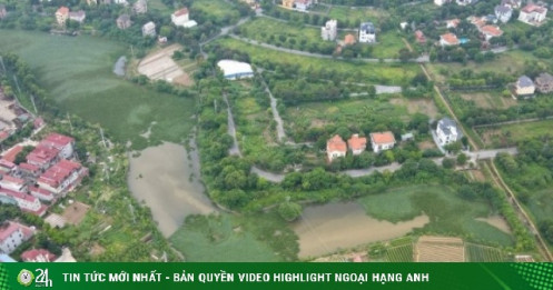 Giao đất khi mới nhận tiền cọc, vợ chồng ở Hà Nội trả giá đắt vì 'thương người'