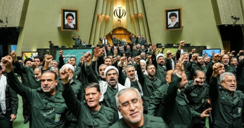 Iran tiết lộ kế hoạch 5 bước quyết bắt Mỹ "trả giá đắt"