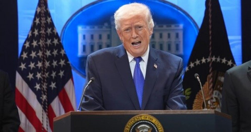 Tổng thống Donald Trump tuyên bố nâng thuế quan toàn cầu, sắp tung nhiều khoản bổ sung