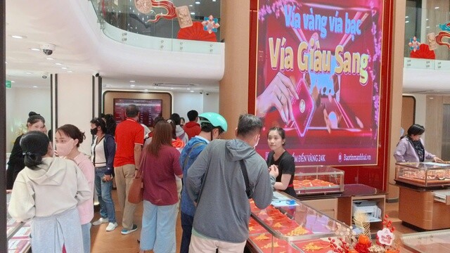 Giá vàng và bạc tăng Mạnh dịp Thần Tài 2026 , sức mua gia tăng đáng kể