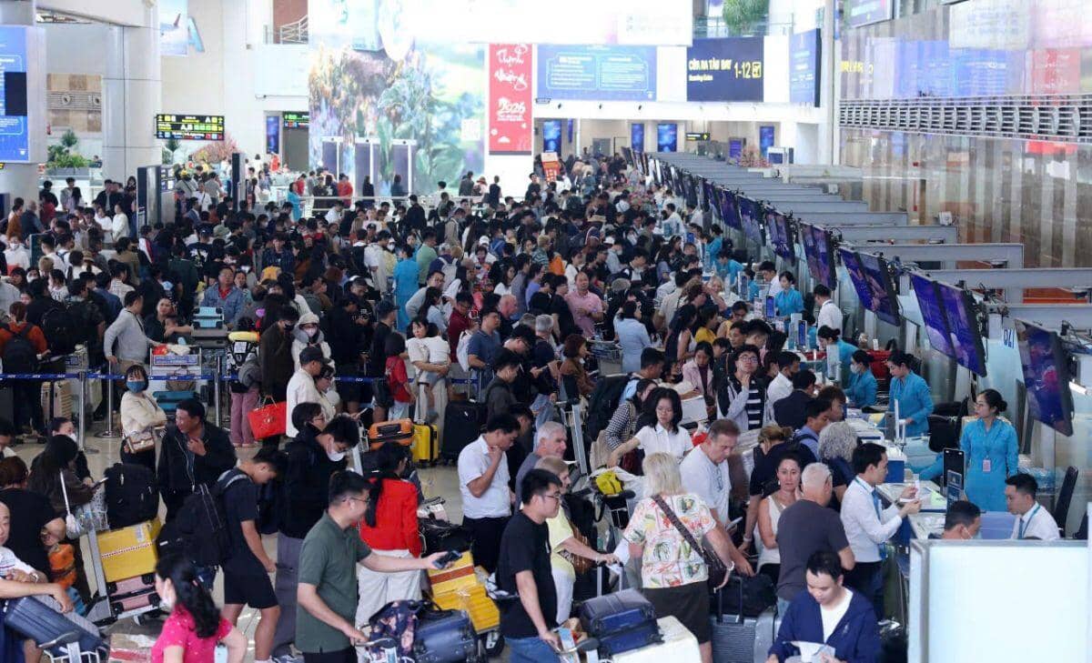 Hàng không Việt khai thác 9.100 chuyến bay dịp Tết: 3 sân bay lớn đồng loạt lập kỷ lục