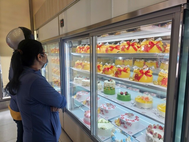 Ngoài vàng bạc, những mặt hàng nào đang “cháy hàng” dịp vía Thần Tài?