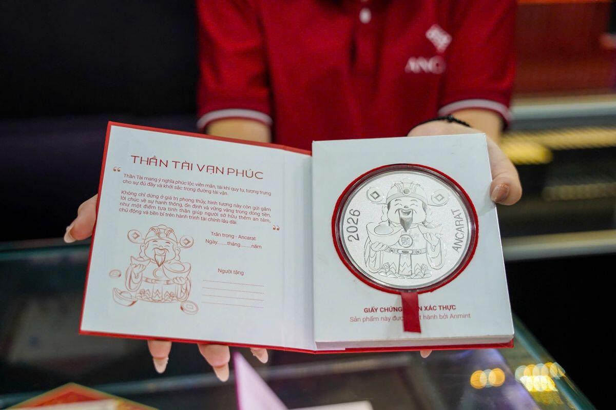 Giá bạc hôm nay 26-2: Điều bất ngờ tại các cửa hàng bạc ngày vía Thần Tài