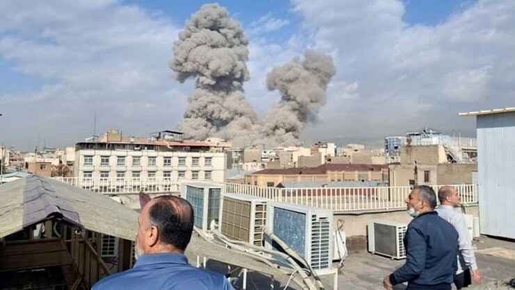 Giá vàng quốc tế có thể còn tăng mạnh