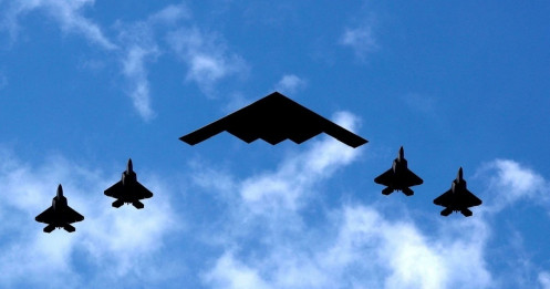 Số tiền quân đội Mỹ đã chi trong ngày đầu tiên của chiến dịch tấn công Iran