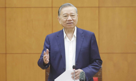 Tổng Bí thư yêu cầu chuẩn hóa "chân dung cán bộ cơ sở"