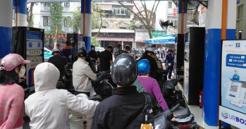 Bộ Công Thương lên tiếng về nguồn cung xăng dầu, hoạt động của 2 nhà máy Dung Quất và Nghi  Sơn