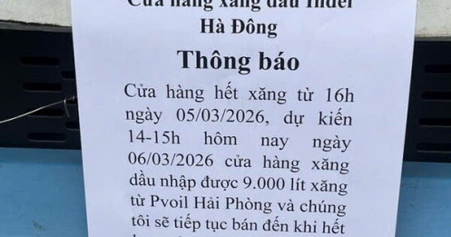 Cây xăng treo biển hết xăng ở Hà Nội bán trở lại với thông báo "bán cho đến khi hết hàng"