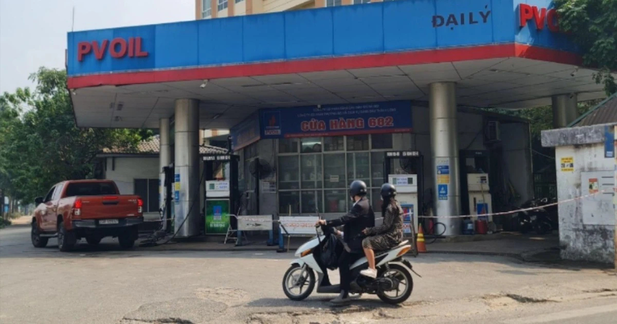 Giá liên tục tăng cao, vì sao nhiều cây xăng bán lỗ?