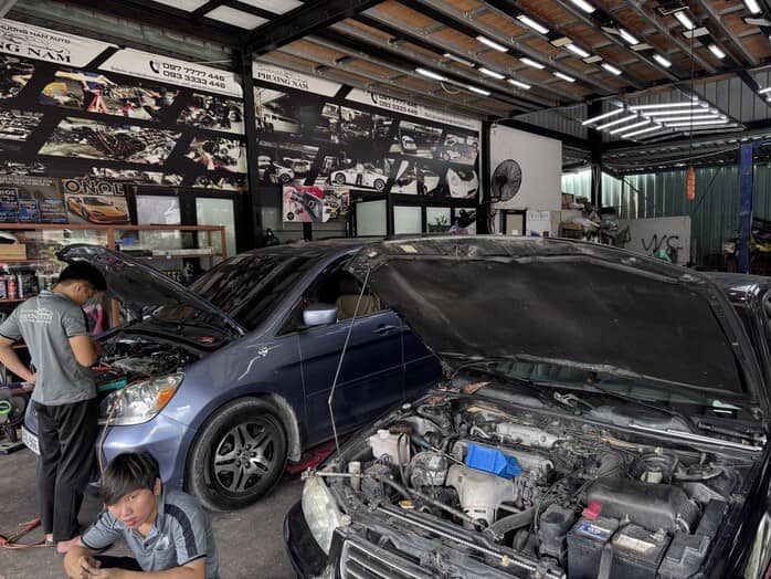 Xăng dầu tăng giá, làm sao chạy xe tiết kiệm hơn?