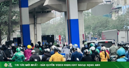 Vì sao cây xăng bán giới hạn xe máy 50.000 đồng/lượt, ô tô 500.000 đồng/lượt?