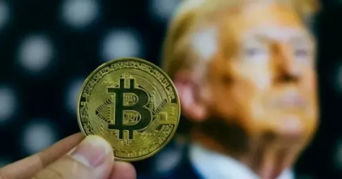 Giá bitcoin tăng mạnh sau phát ngôn của ông Trump