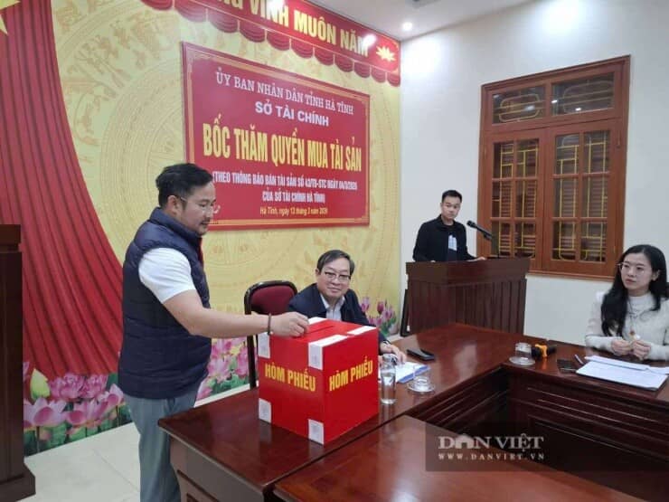 Lộ diện doanh nghiệp trúng quyền mua gần 30kg vàng trị giá hơn 142 tỷ đồng tại Hà Tĩnh