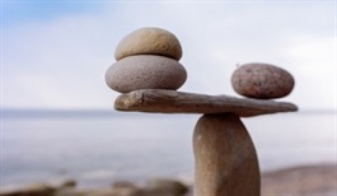 Giao dịch quỹ đầu tư: Lực mua yếu thế trước áp lực bán