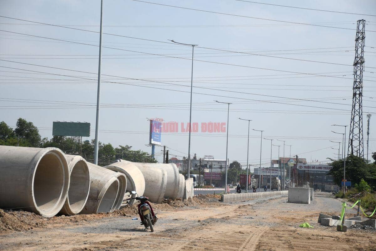 Cận cảnh 2 tuyến đường kết nối sân bay Long Thành bị tỉnh Đồng Nai ra "tối hậu thư"