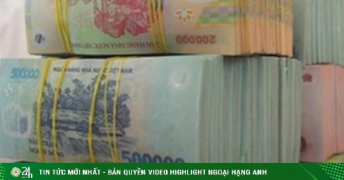 Lãi suất tiết kiệm chạm mốc 9% kỳ hạn 13 tháng: Bất ngờ số tiền về tay khi gửi 800 triệu đồng