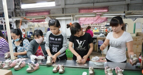 23 triệu đồng cho một cái gật đầu: Tuyển dụng đang bước vào cuộc đua bất thường?