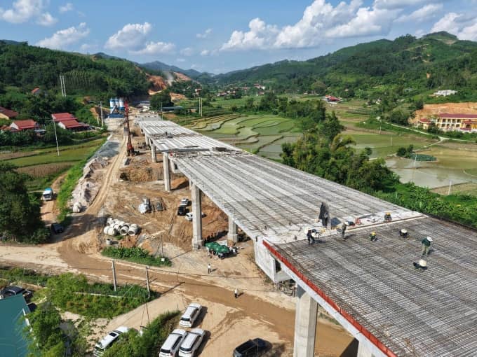 Nhà thầu gồng mình khi giá vật liệu xây dựng leo thang