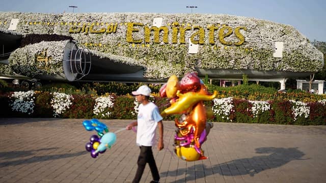 Du lịch Dubai lao đao vì tên lửa Iran