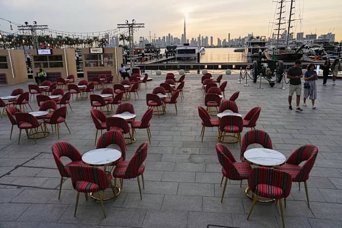 Du lịch Dubai lao đao vì tên lửa Iran