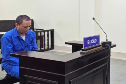 Đánh chết người vì bị chê... không có tiền